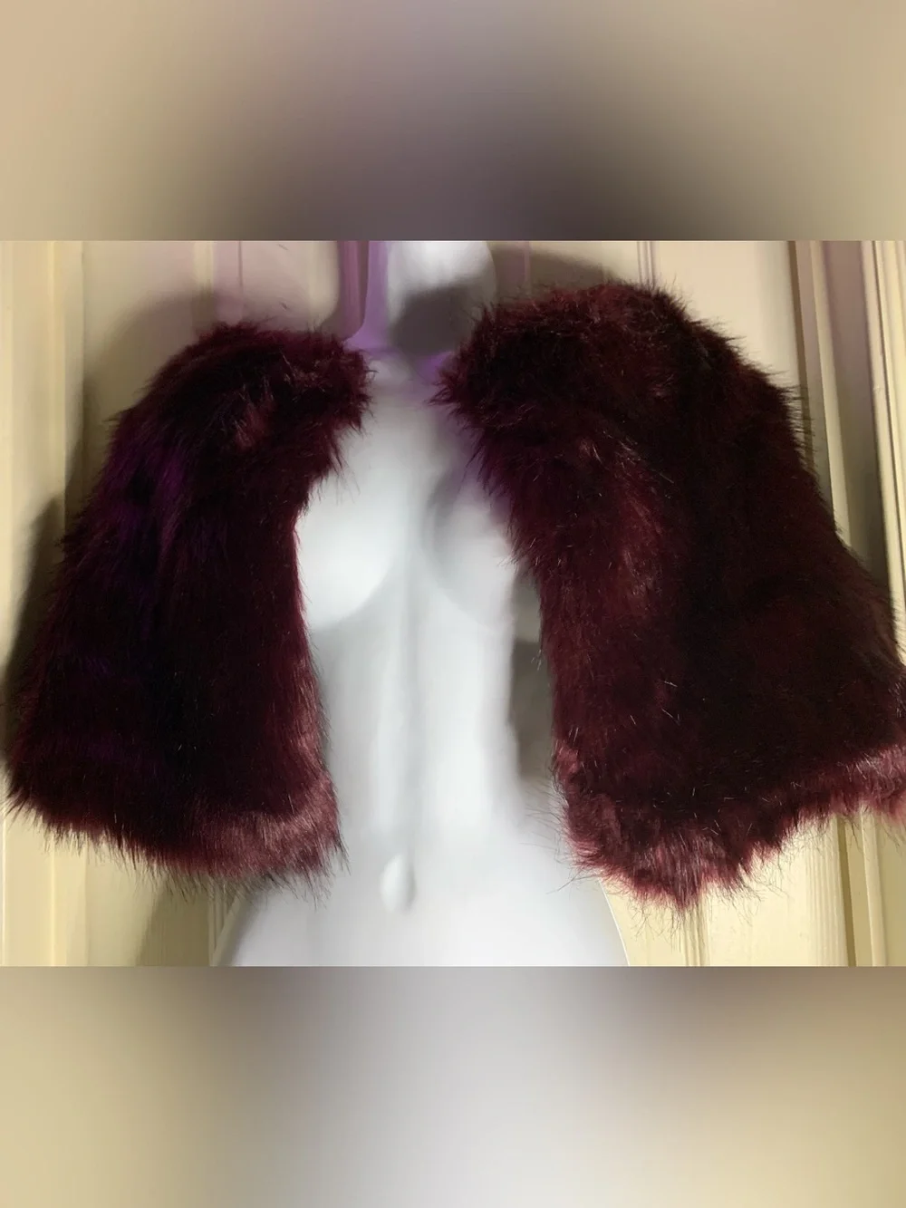 Laundry by Design Faux Fur Shoulder Capelet in Burgundy